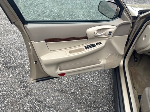 Used 2004 Chevrolet Impala image 23