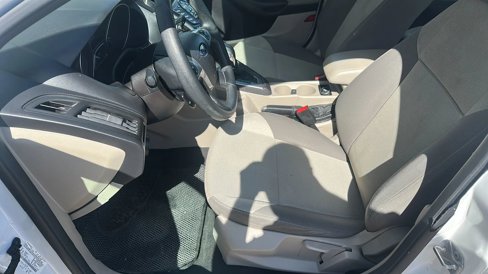 Used 2014 Ford Focus SE image 3