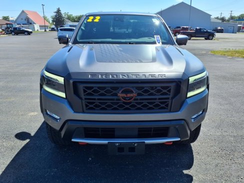 Used 2022 Nissan Frontier PRO-4X image 2