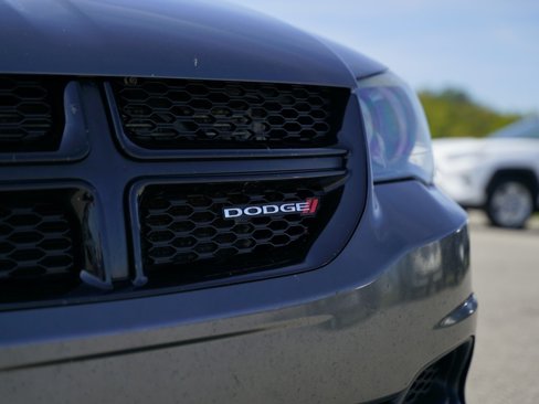 Used 2017 Dodge Grand Caravan SE image 4