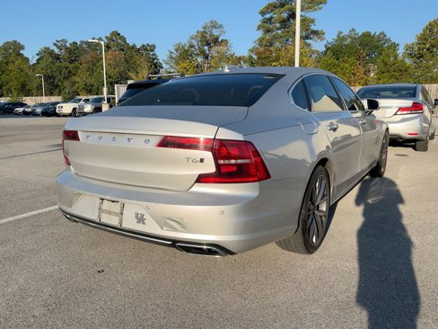 Used 2018 Volvo S90 T6 Momentum w/ Convenience Package image 8