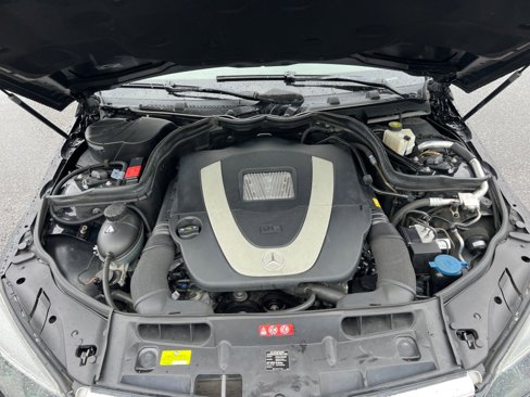 Used 2011 Mercedes-Benz C 300 4MATIC Sedan image 16