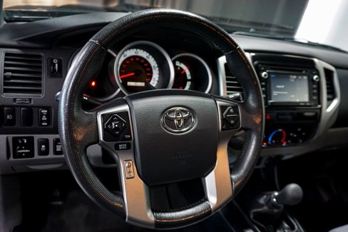 Used 2015 Toyota Tacoma 4x4 Double Cab image 11