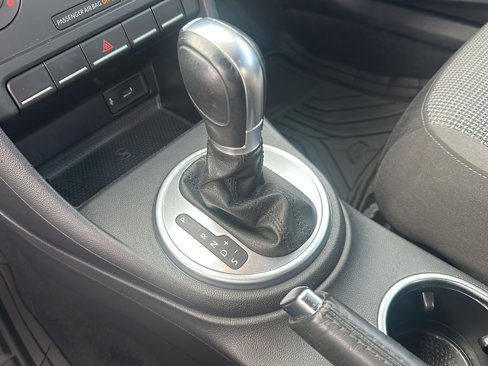 Used 2019 Volkswagen Beetle 2.0T S image 31