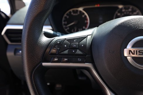 Used 2021 Nissan Altima 2.5 SV image 25