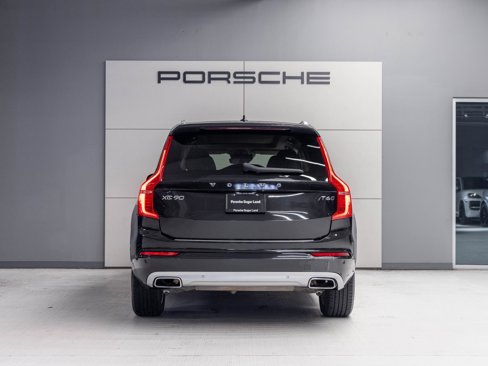 Used 2021 Volvo XC90 T6 Momentum image 6