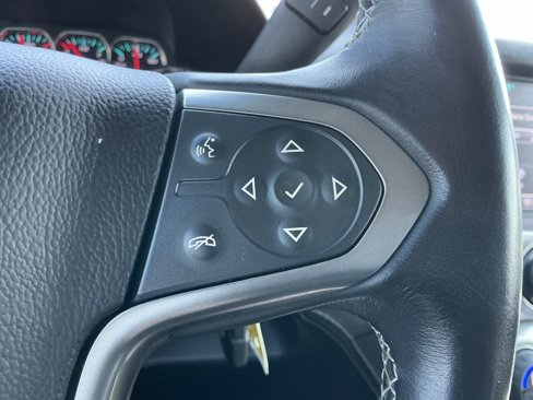 Used 2017 Chevrolet Suburban LT image 57