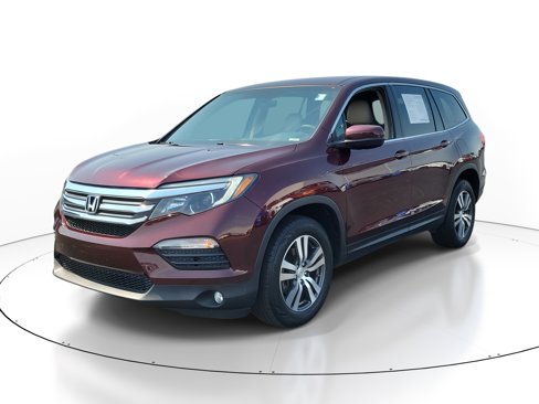 Used 2017 Honda Pilot EX image 2