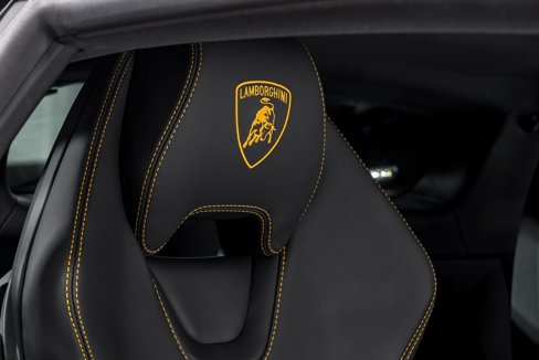 Used 2022 Lamborghini Huracan EVO image 36