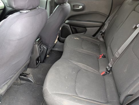 Used 2020 Jeep Compass Sport image 7