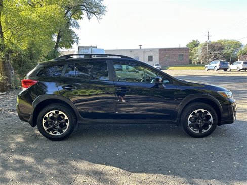 Used 2021 Subaru Crosstrek 2.0i Premium image 9