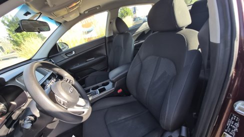 Used 2020 Kia Optima LX image 4