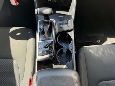 Used 2023 Kia Sportage LX image 13