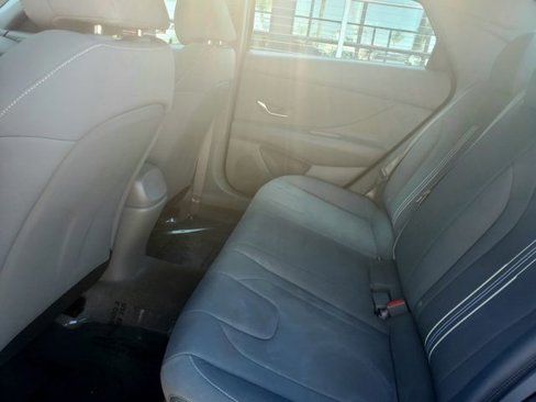 Used 2023 Hyundai Elantra SEL w/ Convenience Package image 23