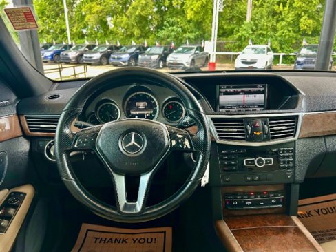 Used 2013 Mercedes-Benz E 350 Sedan image 11