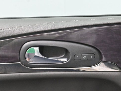 Used 2016 Buick Enclave Leather w/ Enclave Tuscan Edition image 12