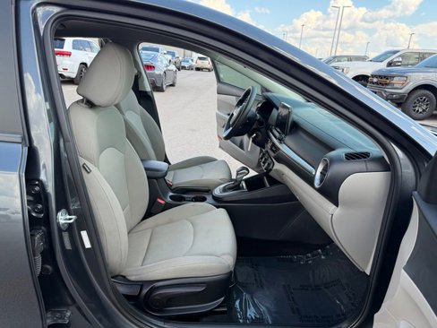 Used 2021 Kia Forte LXS image 12