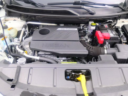 Used 2023 Nissan Rogue S image 14