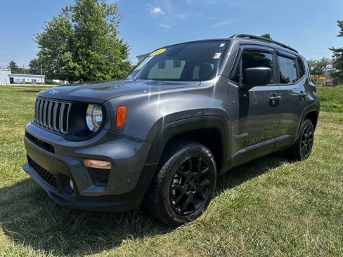 Used 2022 Jeep Renegade Latitude w/ Convenience Group image 8