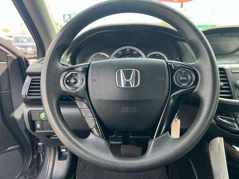 Used 2017 Honda Accord LX image 13