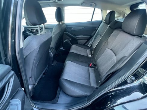 Used 2017 Subaru Impreza 2.0i Premium image 13