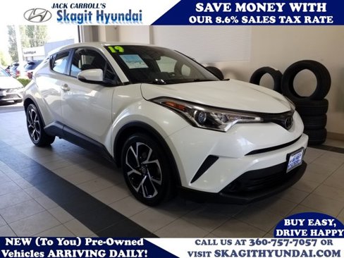 Used 2019 Toyota C-HR XLE image 1
