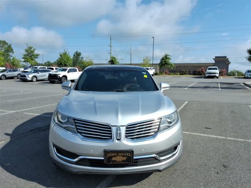 Used 2016 Lincoln MKX Reserve w/ Technology Package image 2