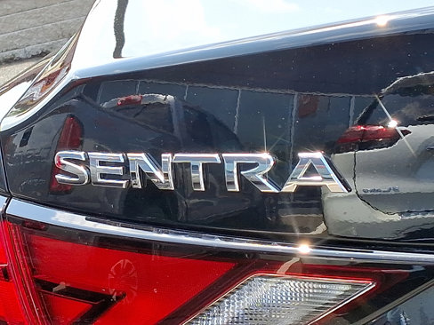 Certified 2025 Nissan Sentra SV image 30