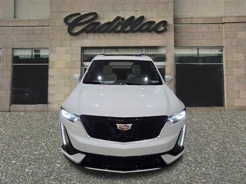 Used 2023 Cadillac XT6 Sport image 8