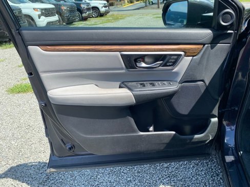 Used 2018 Honda CR-V Touring image 9