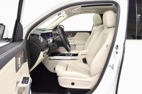 Used 2023 Mercedes-Benz GLB 250 4MATIC image 17