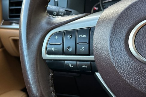 Used 2018 Lexus ES 350 w/ Navigation System Package image 31