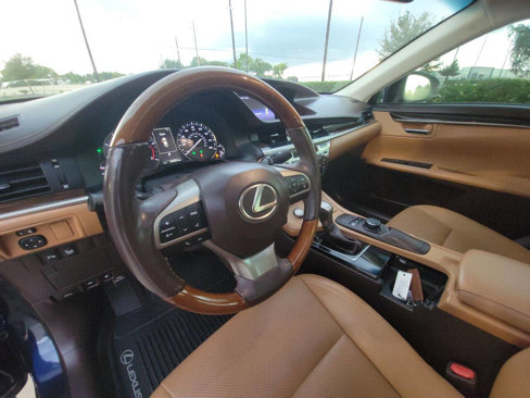Used 2016 Lexus ES 350 image 10