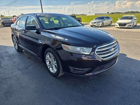 Used 2013 Ford Taurus SEL image 9