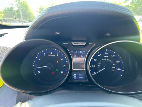 Used 2015 Hyundai Veloster Turbo image 16