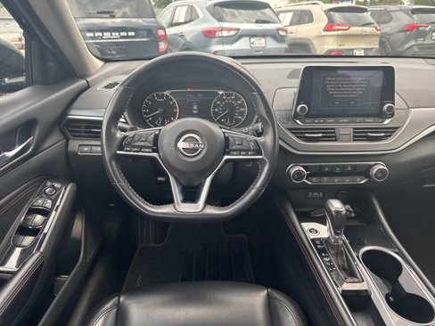 Used 2023 Nissan Altima 2.5 SR image 15