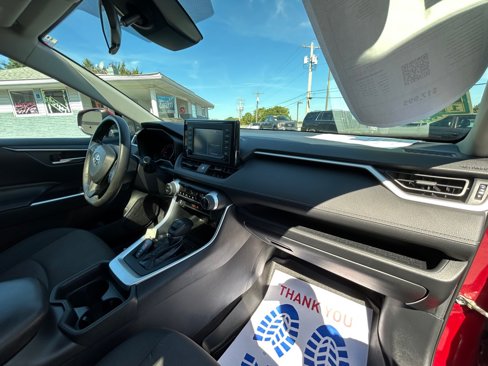 Used 2019 Toyota RAV4 XLE image 27