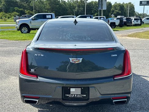 Used 2019 Cadillac XTS Luxury image 8