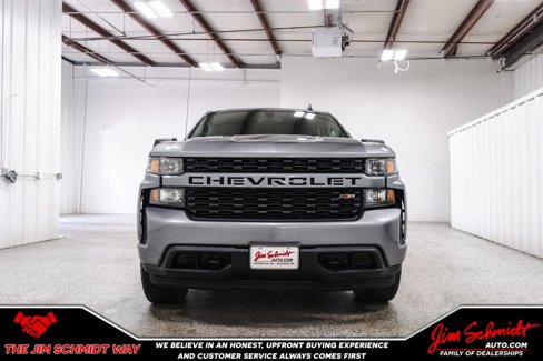 Used 2021 Chevrolet Silverado 1500 Custom w/ LPO, Dark Essentials Package image 2