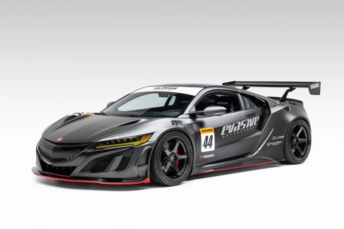 Used 2017 Acura NSX image 1
