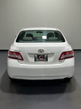 Used 2010 Toyota Camry image 6