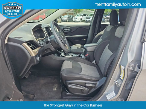 Used 2014 Jeep Cherokee Sport image 11