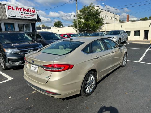 Used 2017 Ford Fusion SE image 9