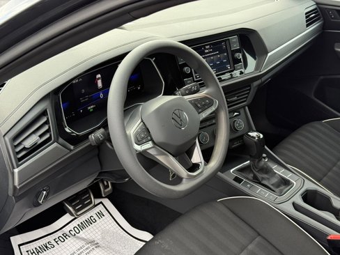 Used 2023 Volkswagen Jetta Sport image 10
