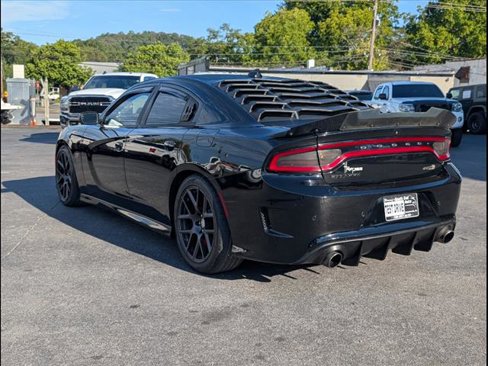 Used 2016 Dodge Charger R/T Scat Pack w/ Beats Audio Group image 3