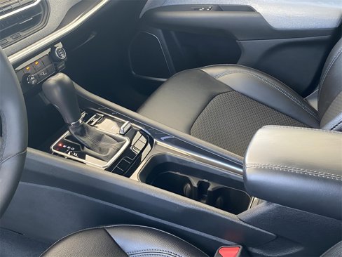 Certified 2024 Jeep Compass Latitude image 36