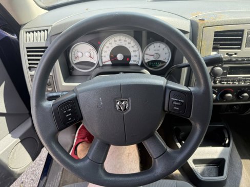 Used 2006 Dodge Dakota SLT w/ Trailer Tow Group image 7