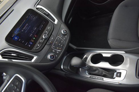 Used 2022 Chevrolet Malibu LT image 24