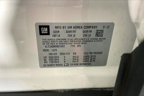 Used 2022 Chevrolet Trax LS w/ Tint and Cruise Package image 42