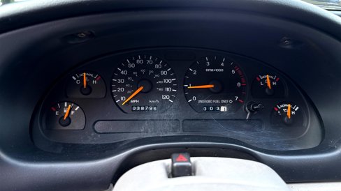 Used 1998 Ford Mustang Coupe image 26